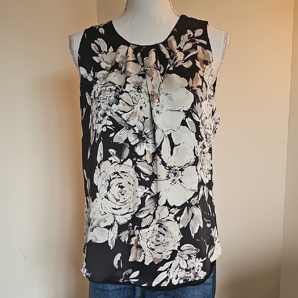 White House Black Market Floral Blouse - Black and Cream